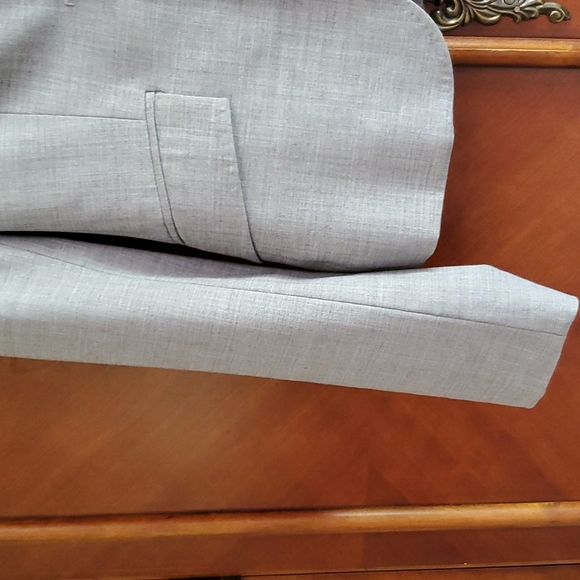 Express Grey Blazer - Picture 3 of 10